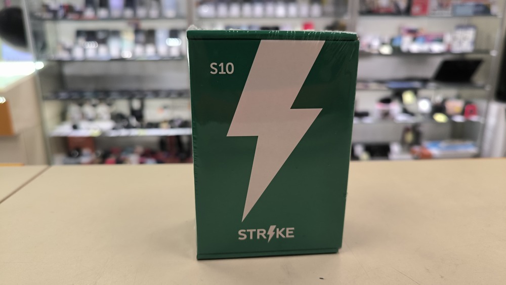 Мобильный телефон Strike S10