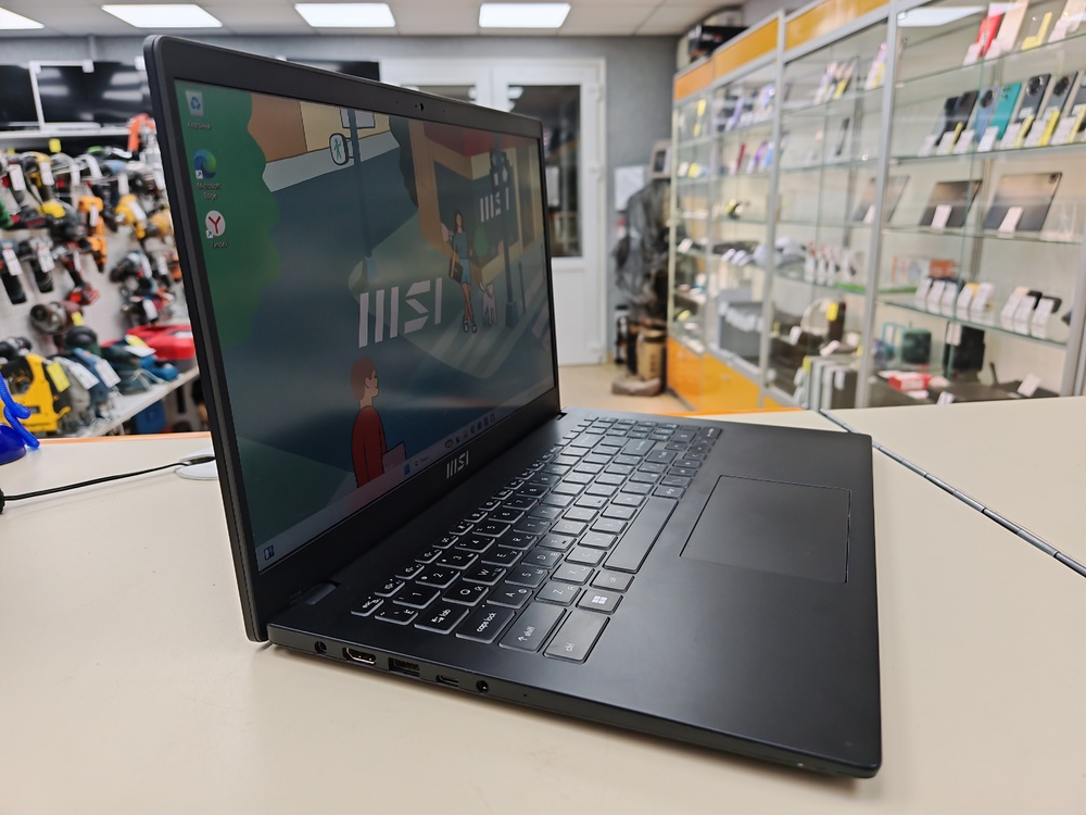 Ноутбук MSI; Core i5-1235U, Iris(R) Xe Graphics, 8 Гб, 256 Гб, Нет