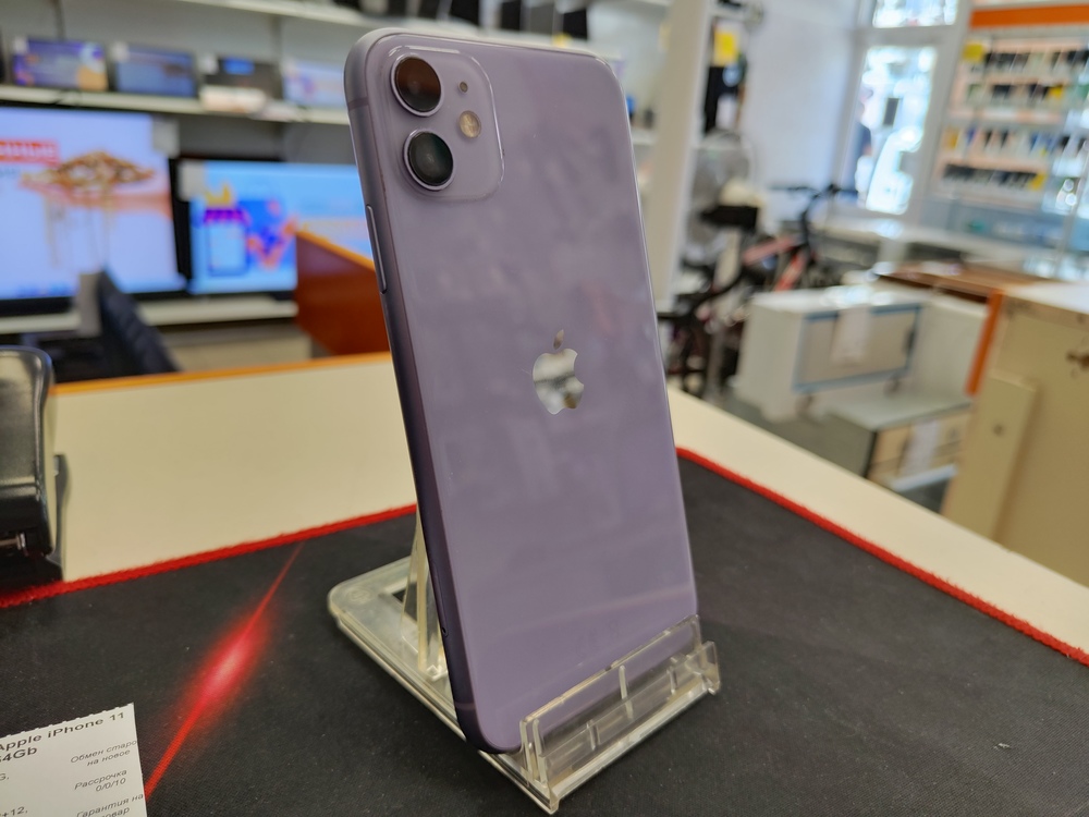 Смартфон Apple iPhone 11 64Gb