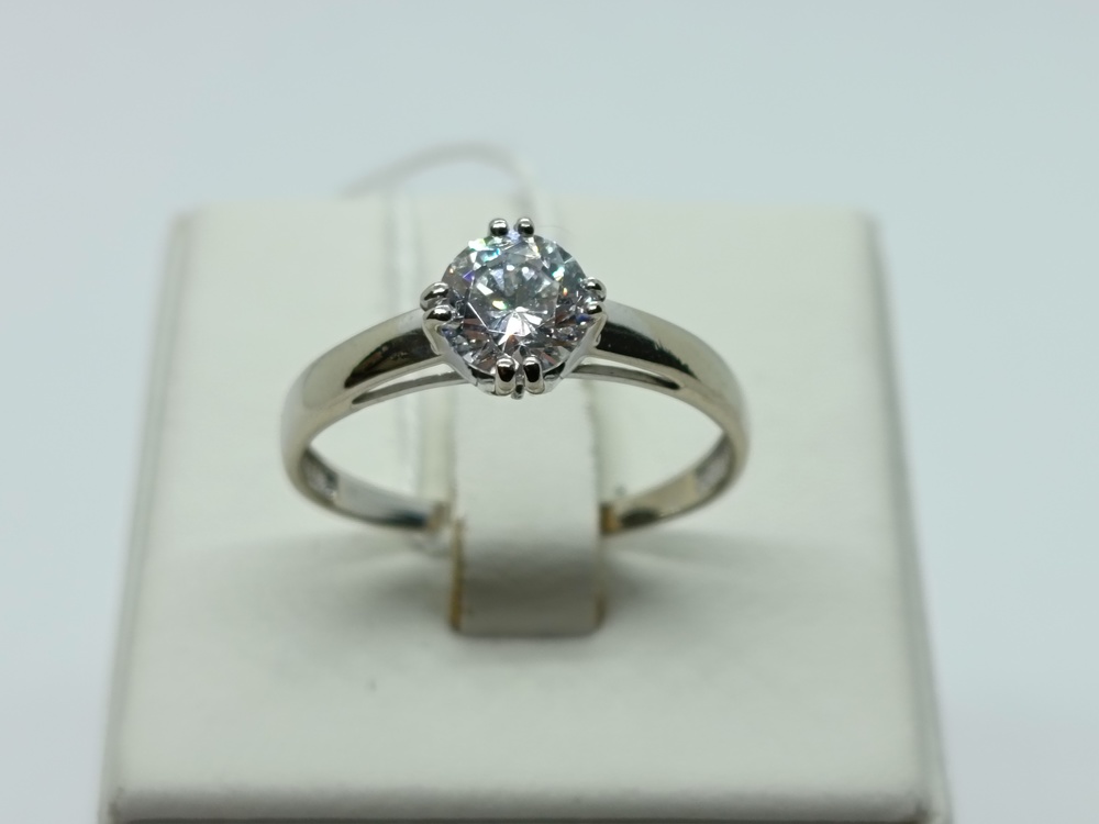 КОЛКМ585 КОЛЬЦО С КАМНЕМ (Au 585)