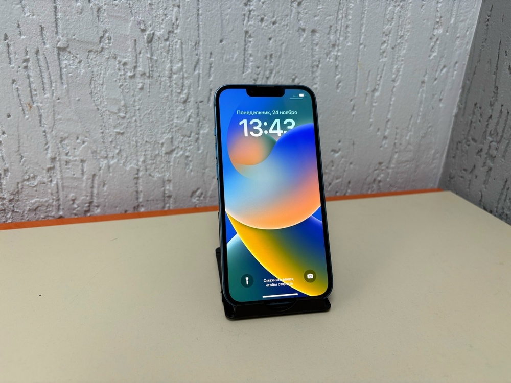 Смартфон Apple iPhone 13 128Gb