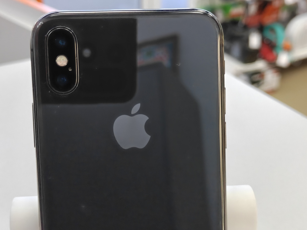 Смартфон Apple iPhone X 256Gb
