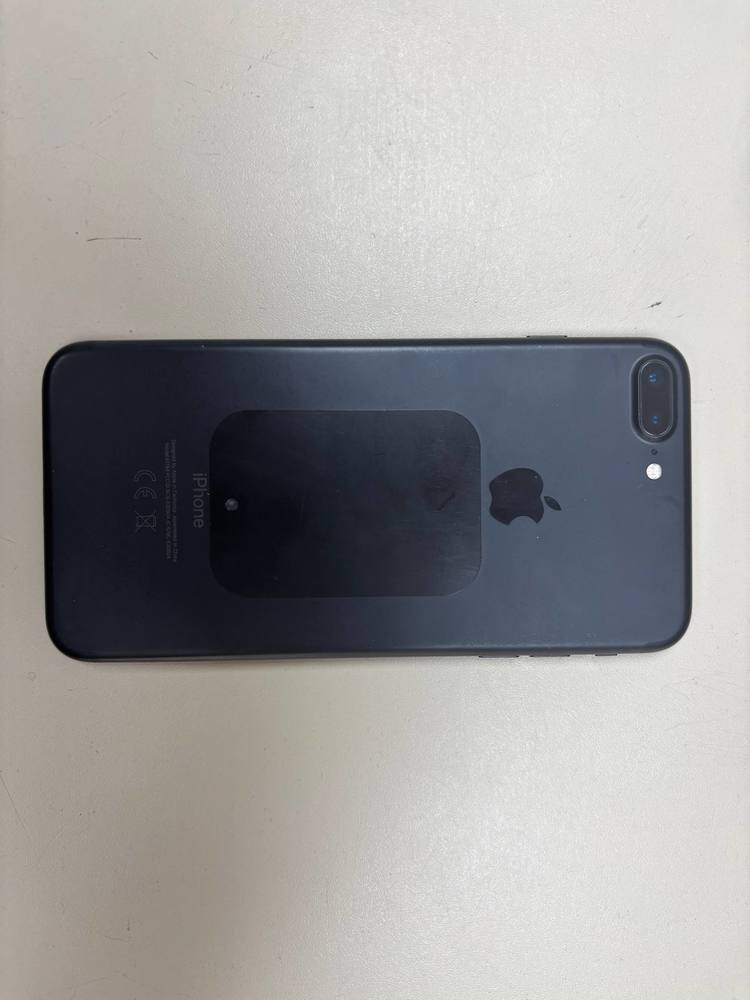 Смартфон Apple iPhone 7 Plus 32Gb