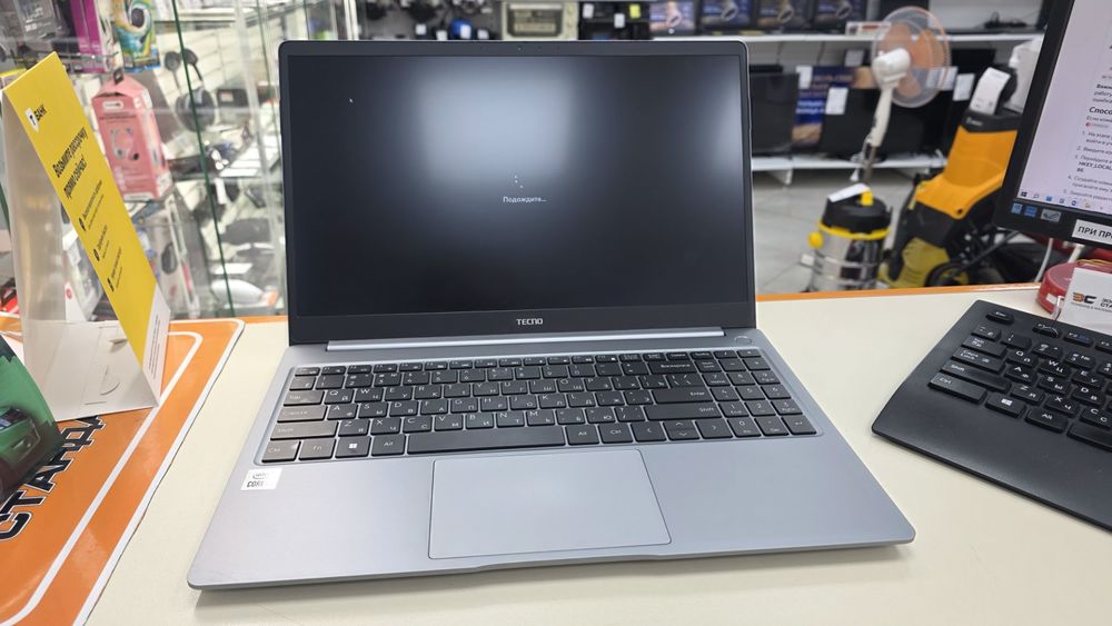 Ноутбук Tecno; Core i3-1005G1,  Intel(R) Graphics, 12 Гб, 256 Гб, Нет