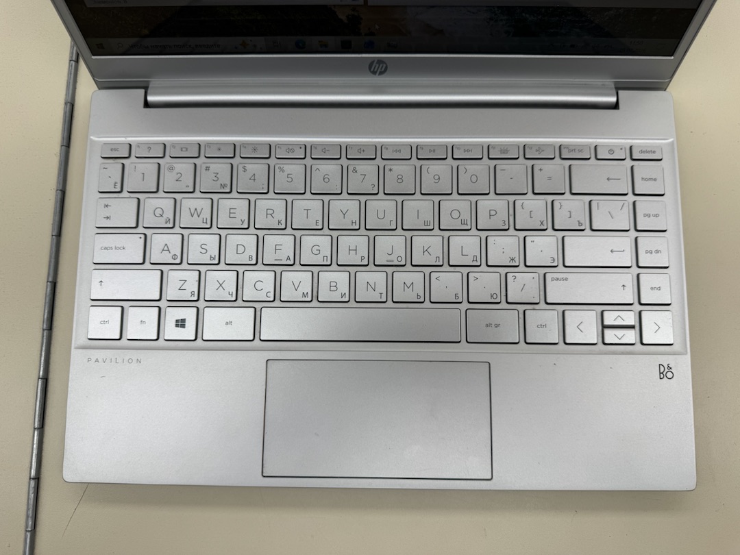 Ноутбук HP; Core I3-1115G4, Intel UHD Graphics, 8 Гб, 240 Гб, Нет
