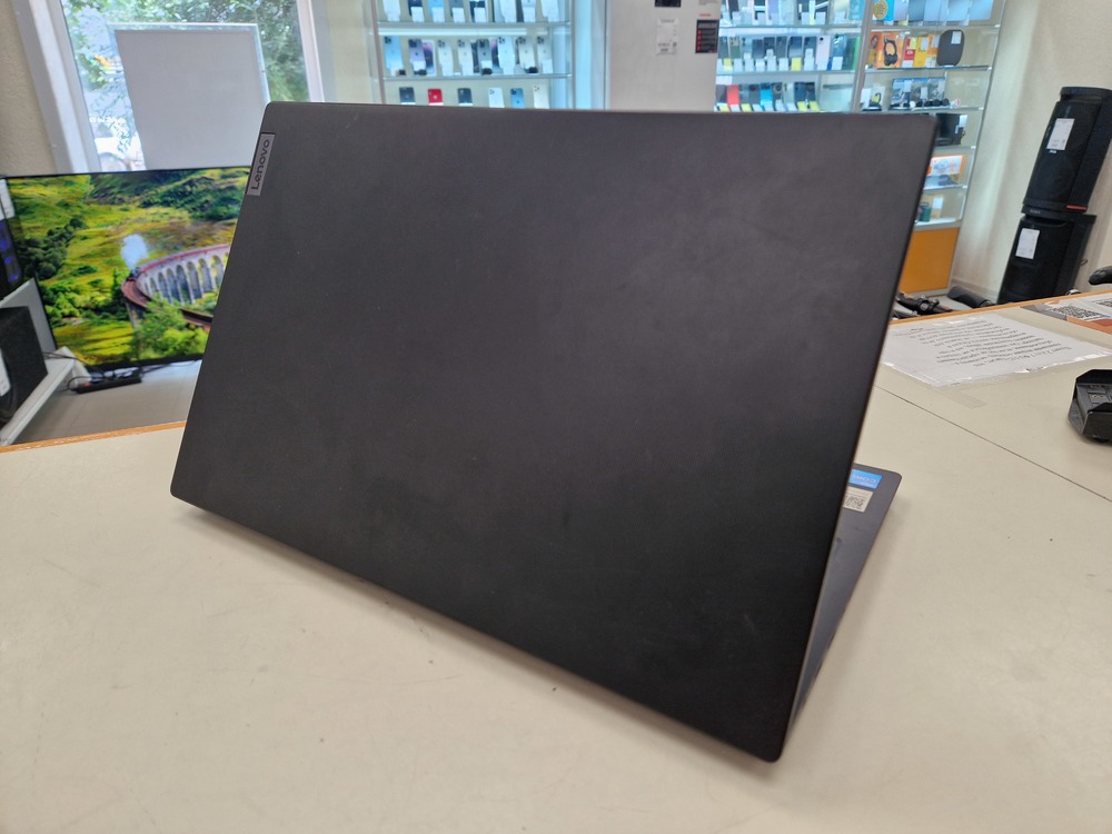 Ноутбук Lenovo; Core i5-1135G7, Intel iris XE Graphics, 8 Гб, 500 Гб, Нет
