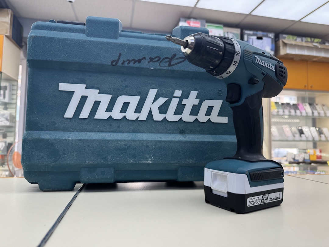 Шуруповерт Makita DF347D