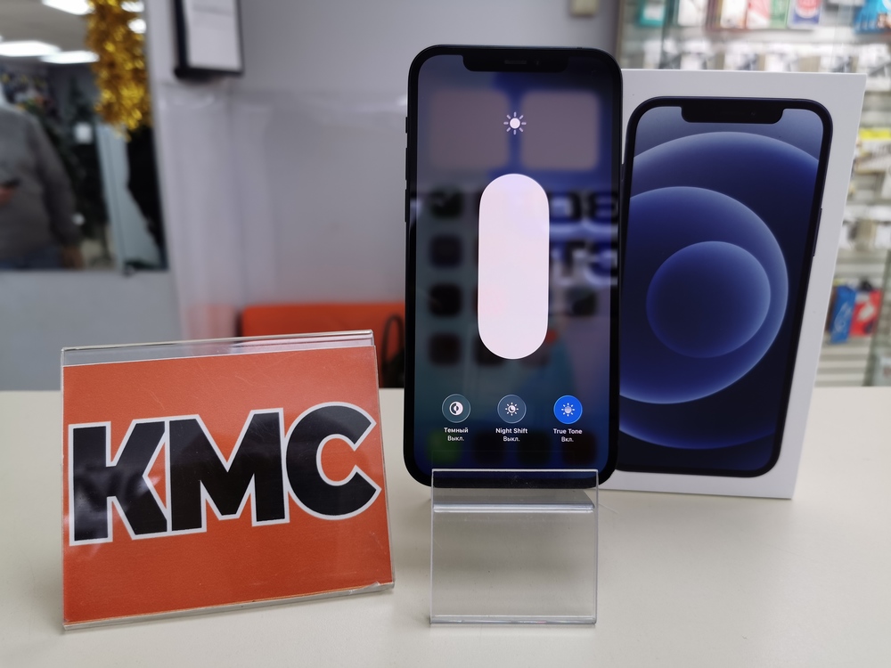 Смартфон Apple iPhone 12 64Gb