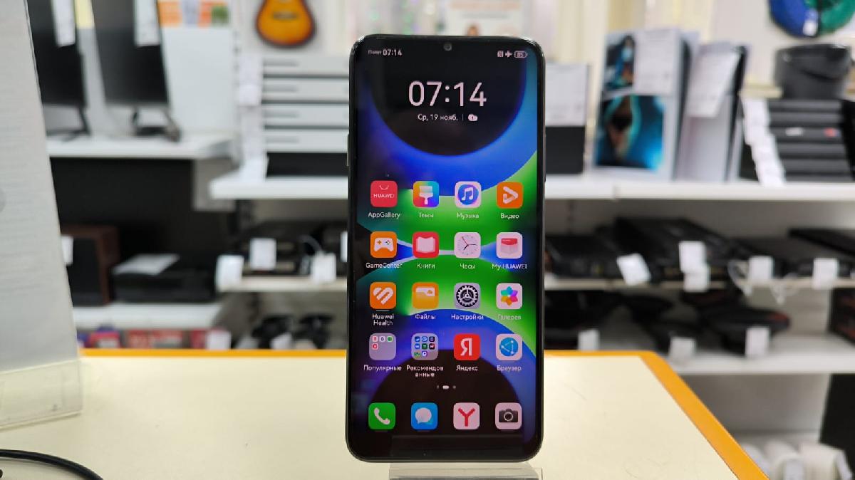 Смартфон Huawei Nova Y63 4/128