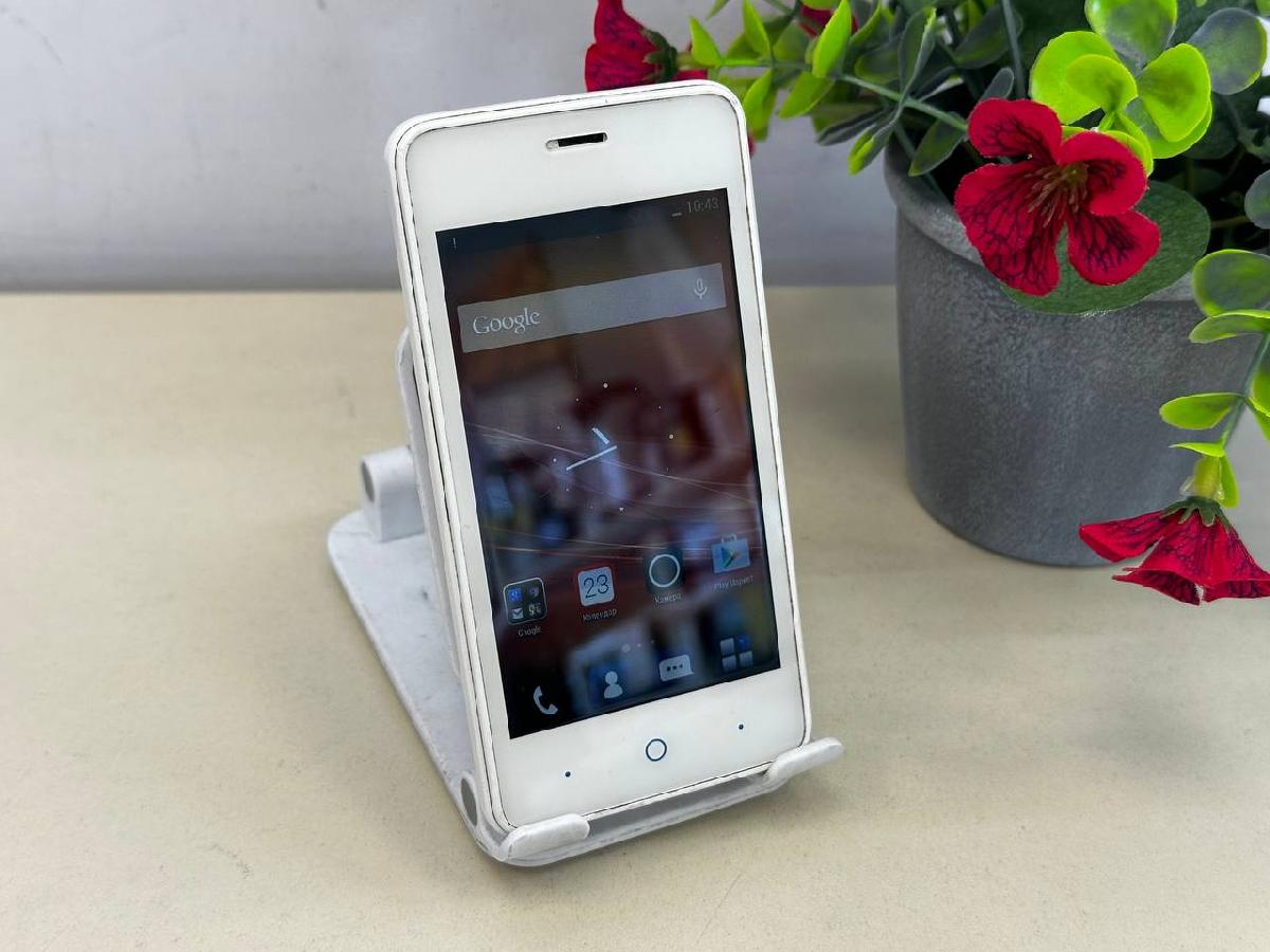 Смартфон ZTE T220