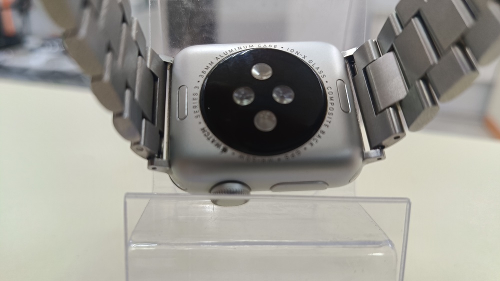 Смарт-часы Apple Watch Series 3 38 мм