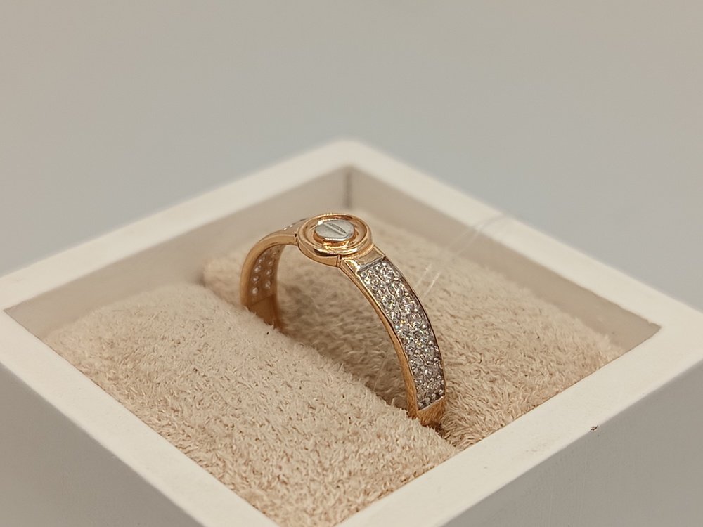 КОЛЬЦО С КАМНЯМИ (Au 585)