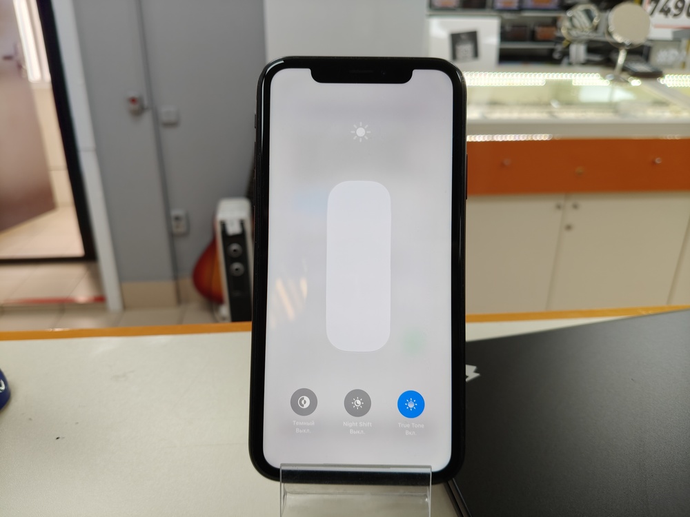 Смартфон Apple iPhone Xr 64Gb