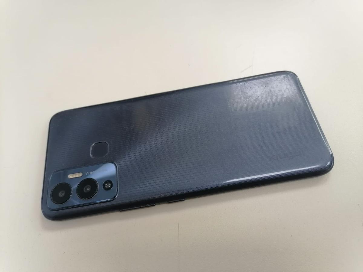 Смартфон Infinix HOT 12 PLAY 4/64