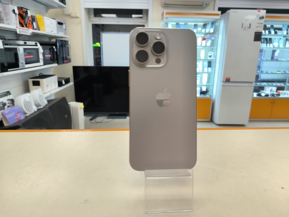 Смартфон Apple iPhone 15 Pro Max 256Gb