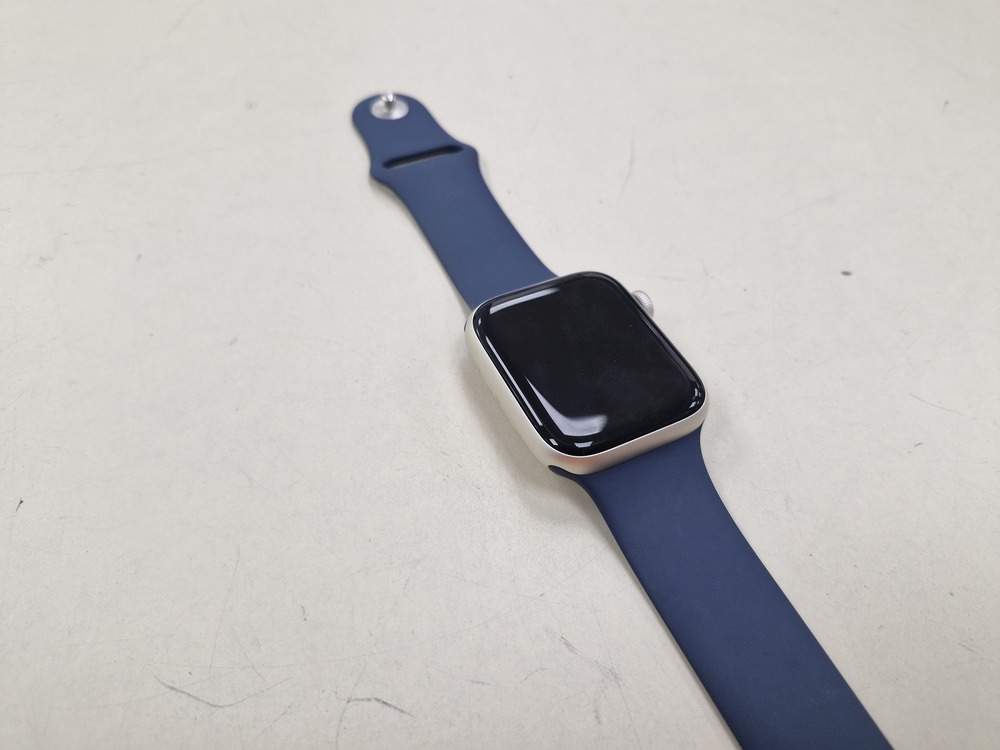 Смарт-часы Apple Watch SE 2022 44mm