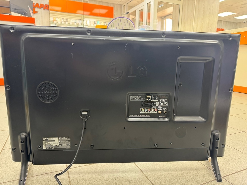 LED Телевизор LG 42LB675V