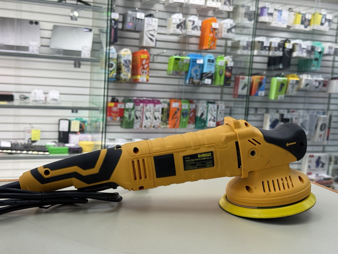 Шлифовальная машина Dewalt 1050W