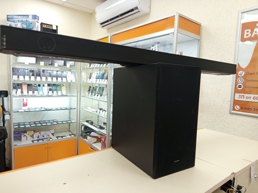 Саундбар Samsung HW-B650/ZN