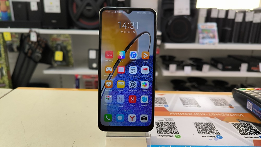 Смартфон Huawei Nova Y61 4/128