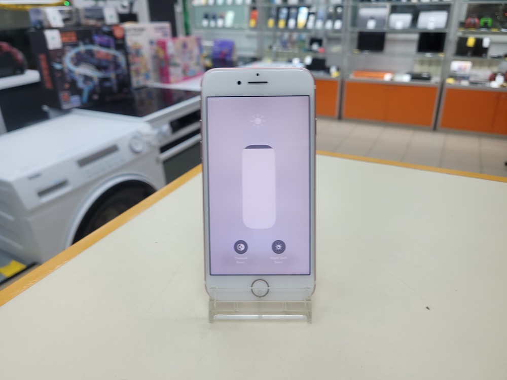 Смартфон Apple iPhone 7 32Gb