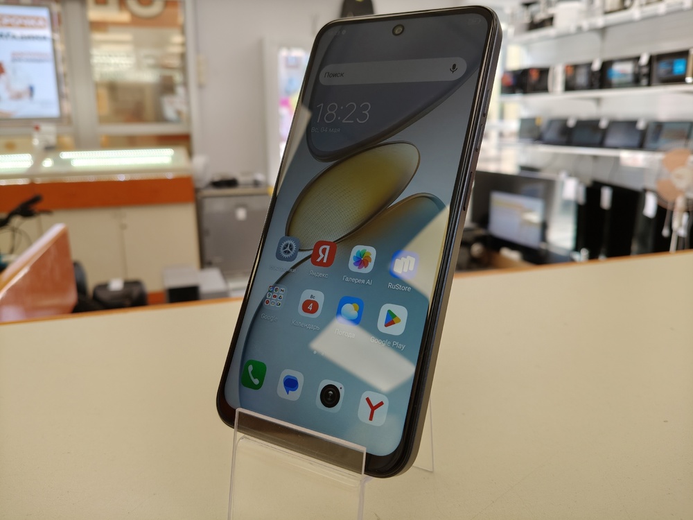 Смартфон Tecno Spark Go1 3/64