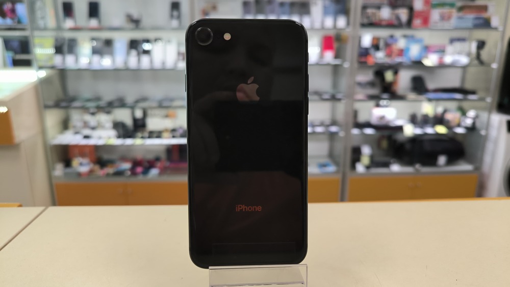 Смартфон Apple iPhone 8 64Gb