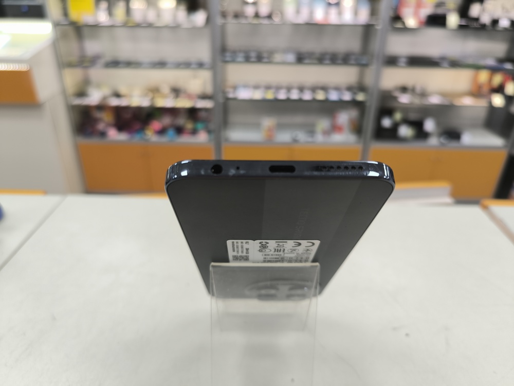 Смартфон Tecno SPARK 30 PRO 8/256