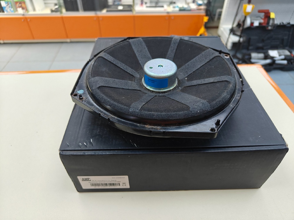 Автоакустика передняя AMP MASS FR65;