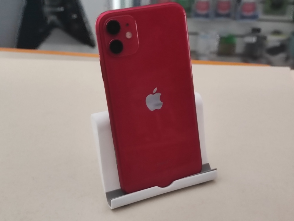 Смартфон Apple iPhone 11 64Gb