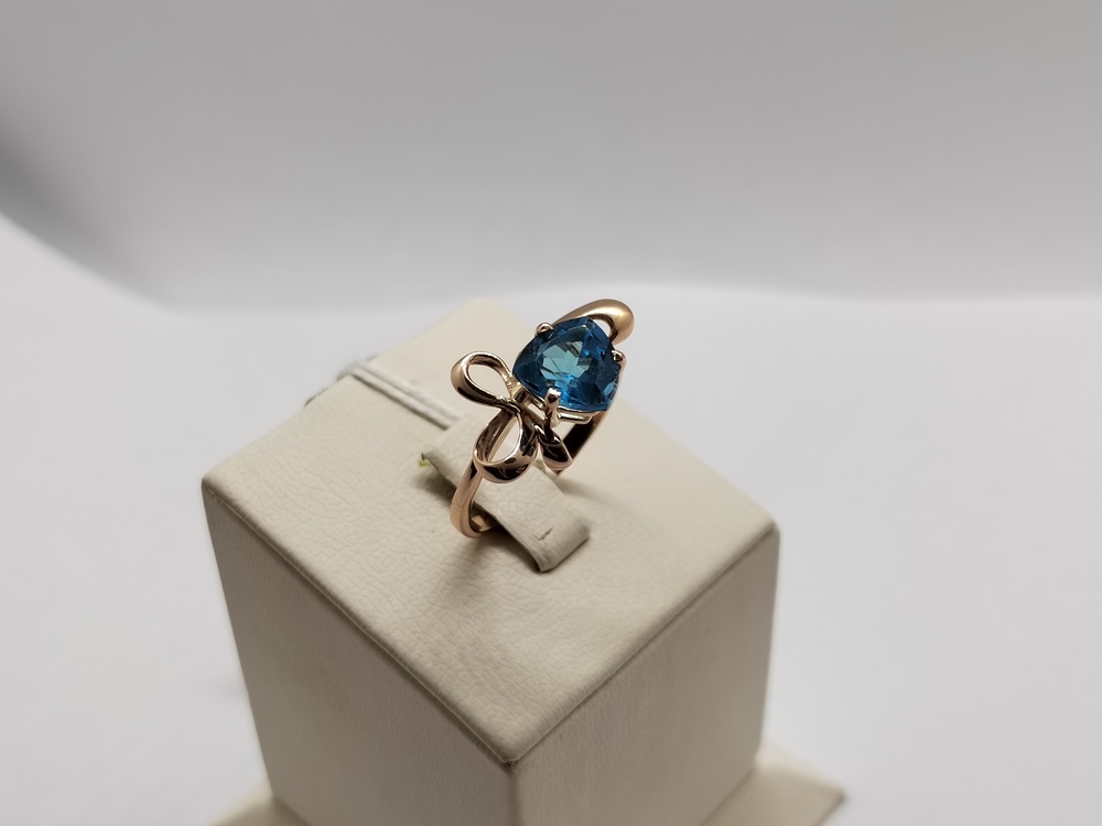 КОЛКМ585 КОЛЬЦО С КАМНЕМ (Au 585)