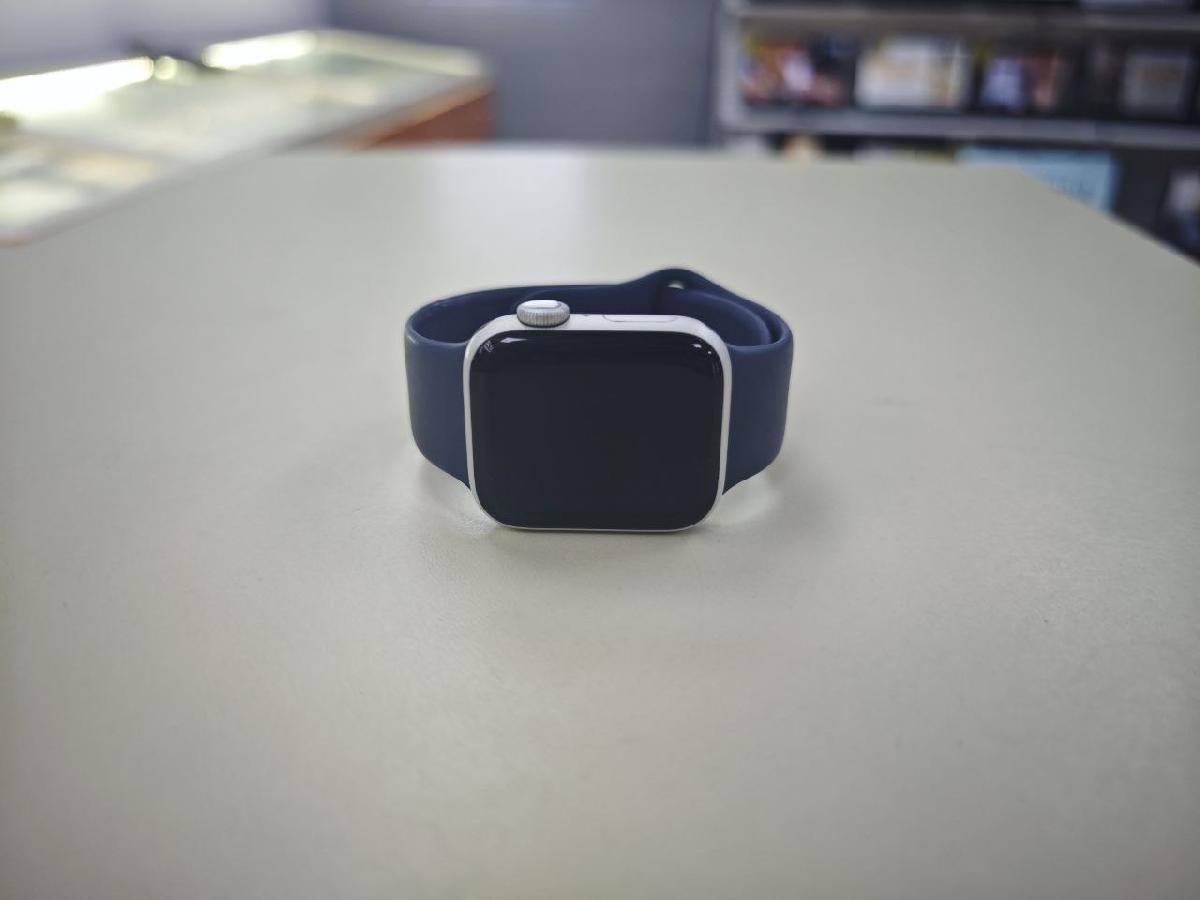 Смарт-часы Apple Watch Series 5 40 мм