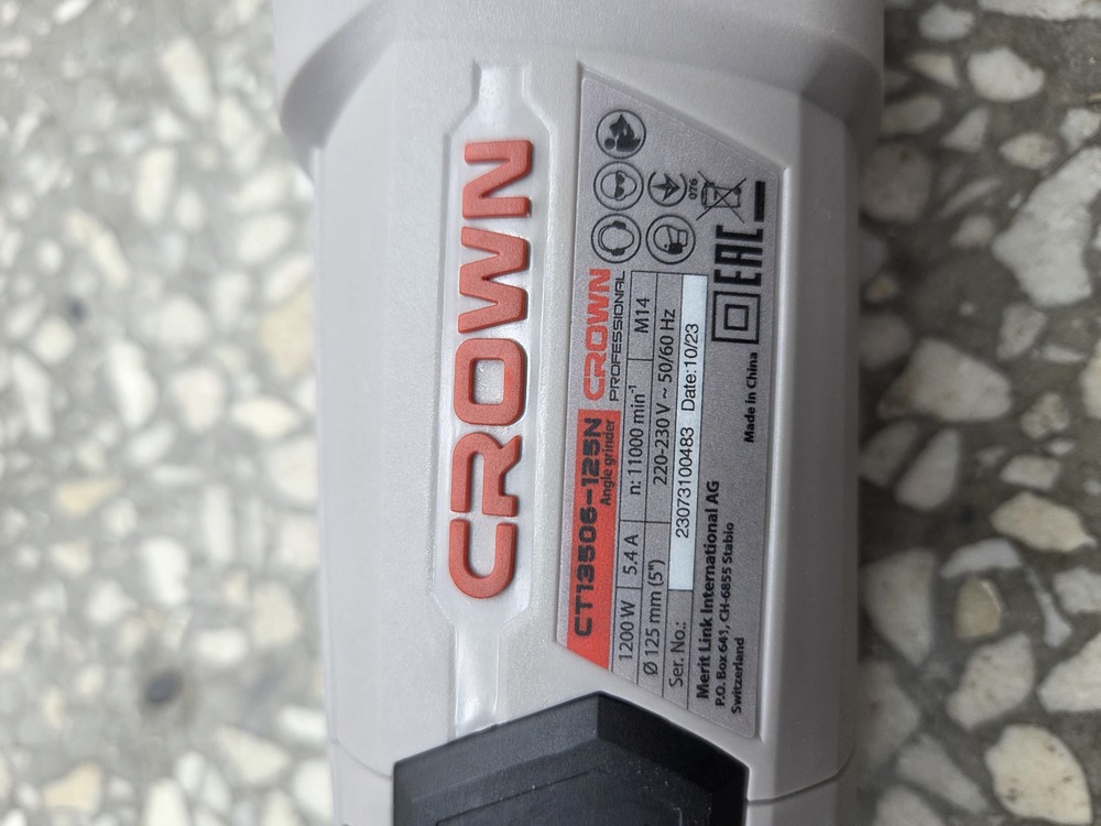 Угловая шлифмашина Crown CT13506-125N