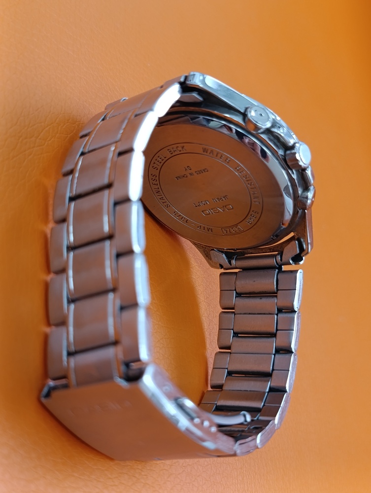 Часы наручные Casio MTP-1375