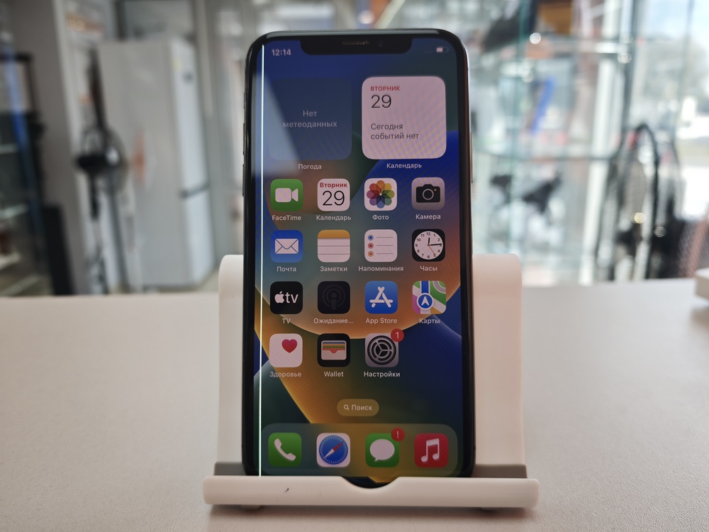 Смартфон Apple iPhone X 64Gb