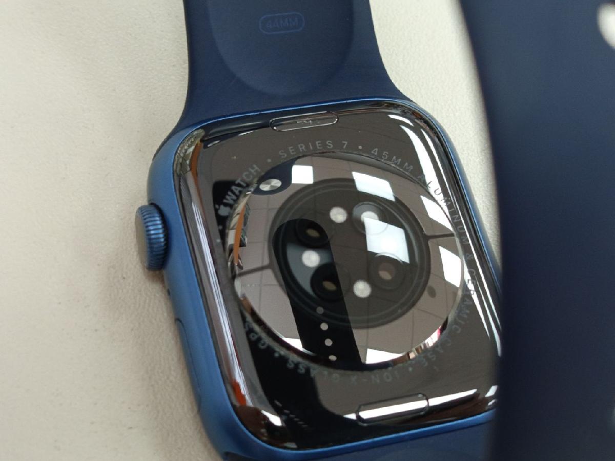 Смарт-часы Apple Watch Series 7 45mm