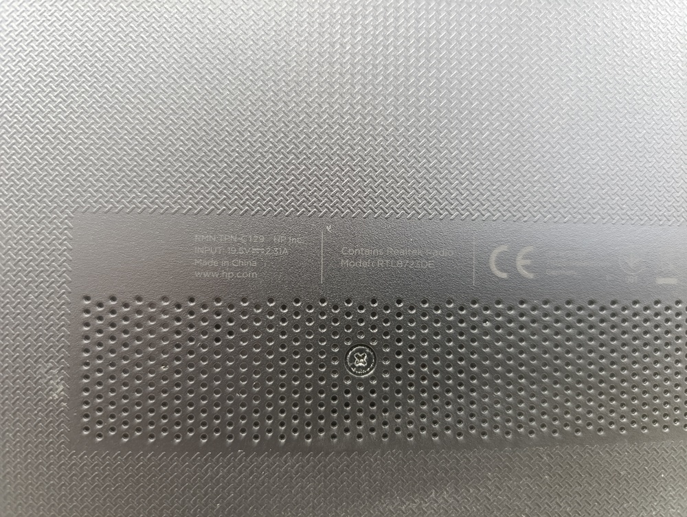 Ноутбук HP 15-bs0xx; Core i3-6006U, Intel HD Graphics 520, 8 Гб, 128 Гб, Нет