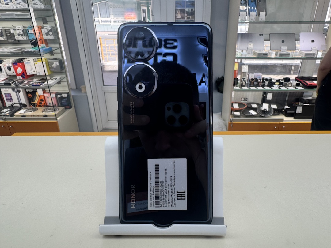 Смартфон Honor 90 8/256