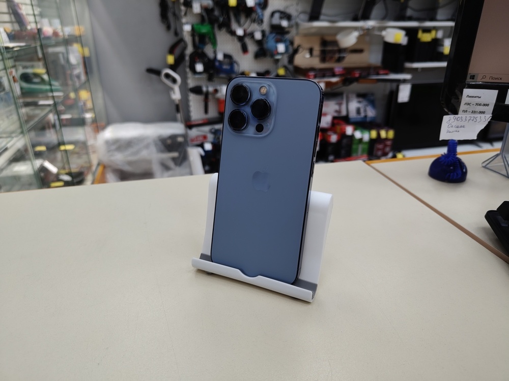 Смартфон Apple iPhone 13 Pro 256Gb