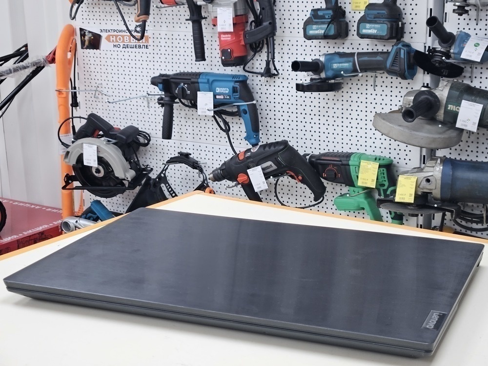 Ноутбук Lenovo; Ryzen 5 3500U, Radeon Vega 8, 12 Гб, 240 Гб, 1 Tb