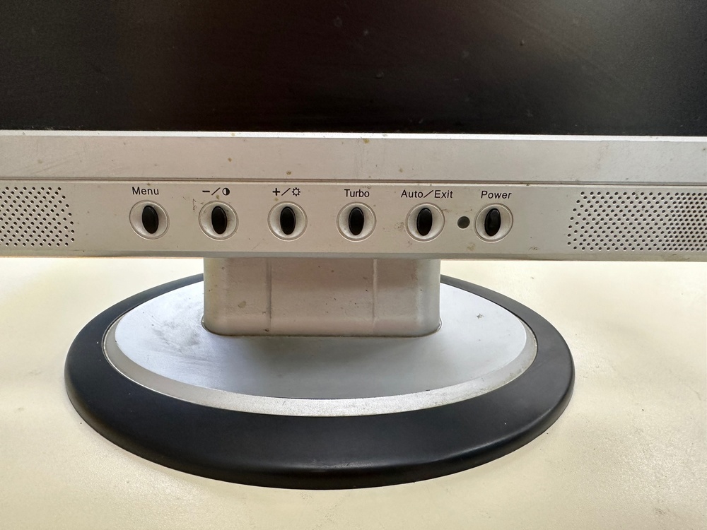 Монитор Viewsonic VE702m