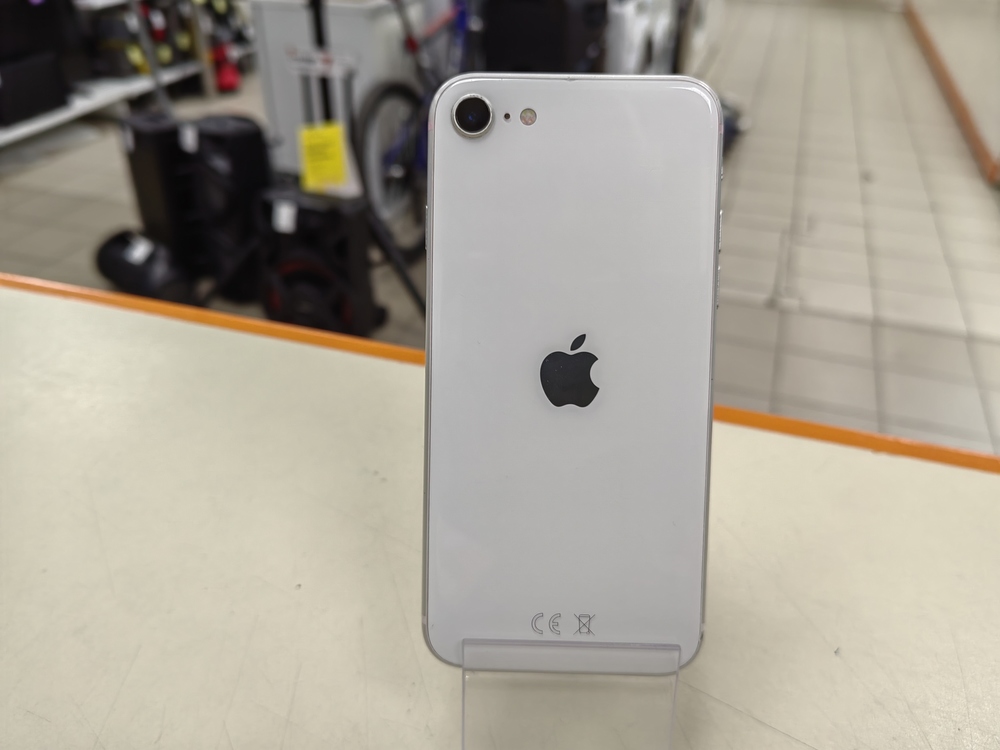 Смартфон Apple iPhone SE 2020 64Gb