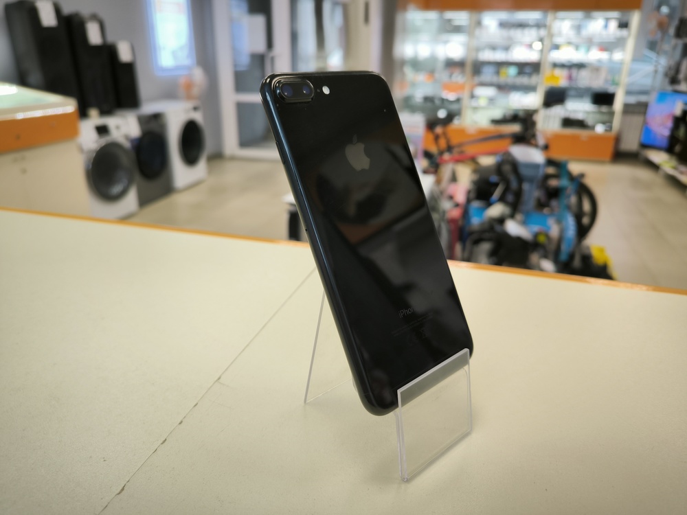 Смартфон Apple iPhone 7 Plus 32Gb