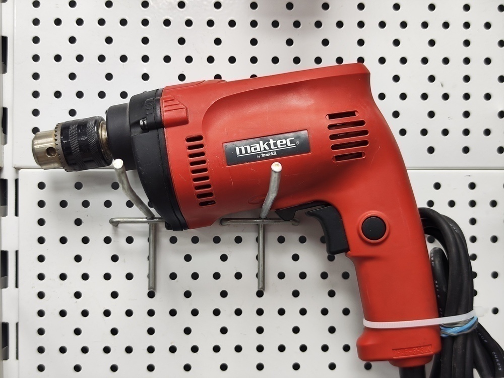 ДРЕЛЬ-ШУРУПОВЕРТ Maktec MT-600