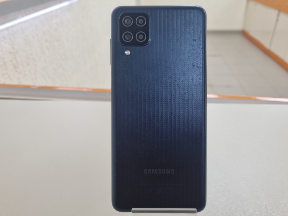 Смартфон Samsung Galaxy M12 4/64