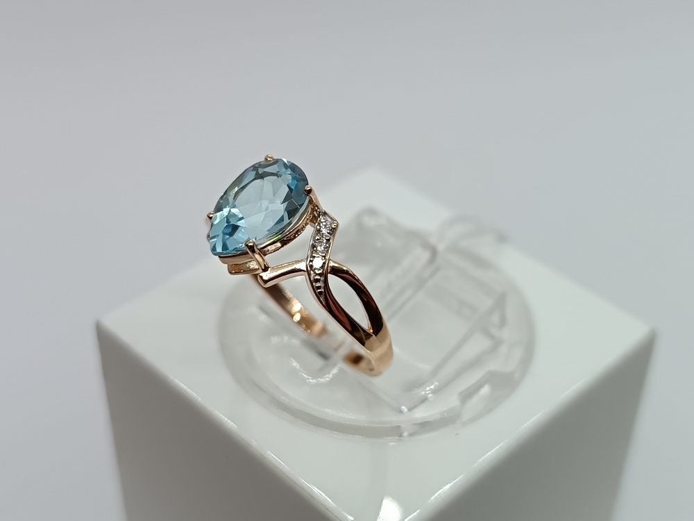 КОЛЬЦО С КАМНЯМИ (Au 585)