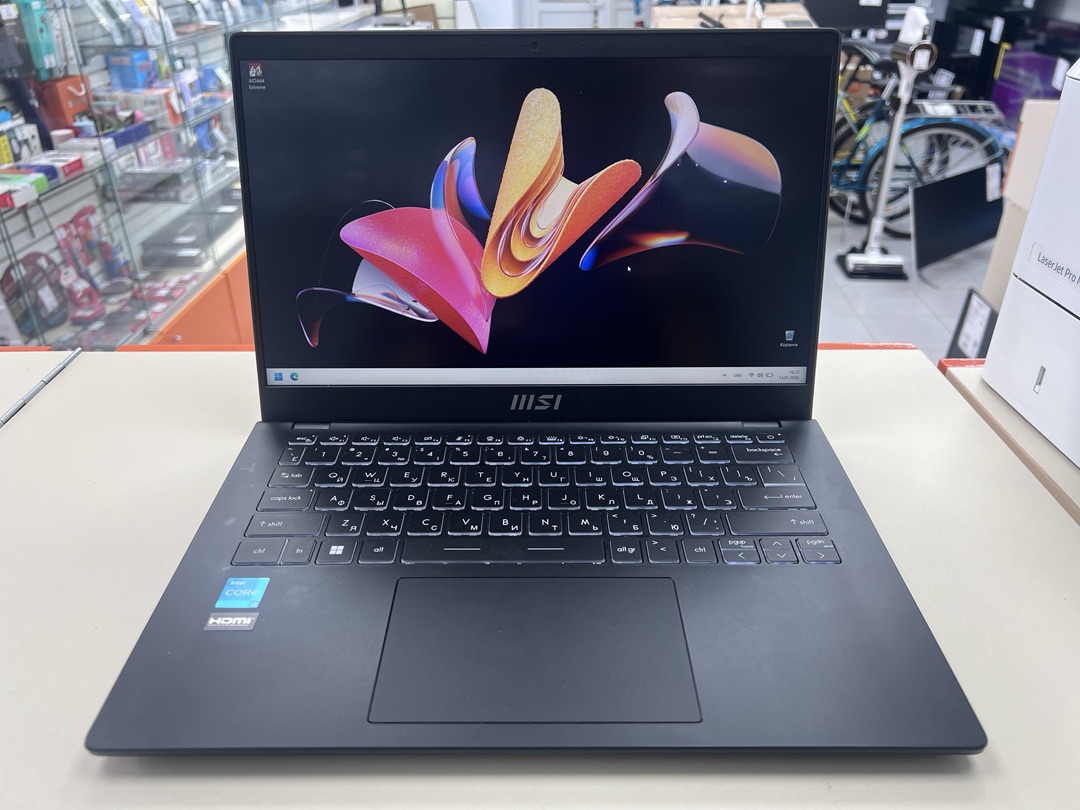 Ноутбук MSI MS-14J1; Core i3-1215U, Intel UHD Graphics, 8 Гб, 256 Гб, Нет