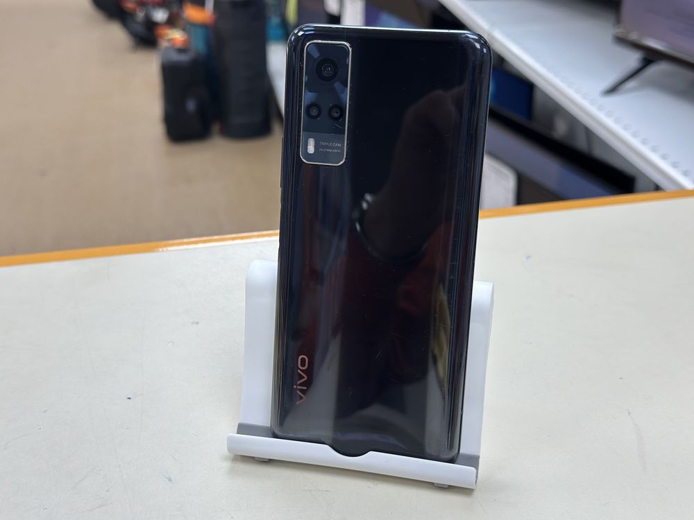 Смартфон Vivo Y31 4/128