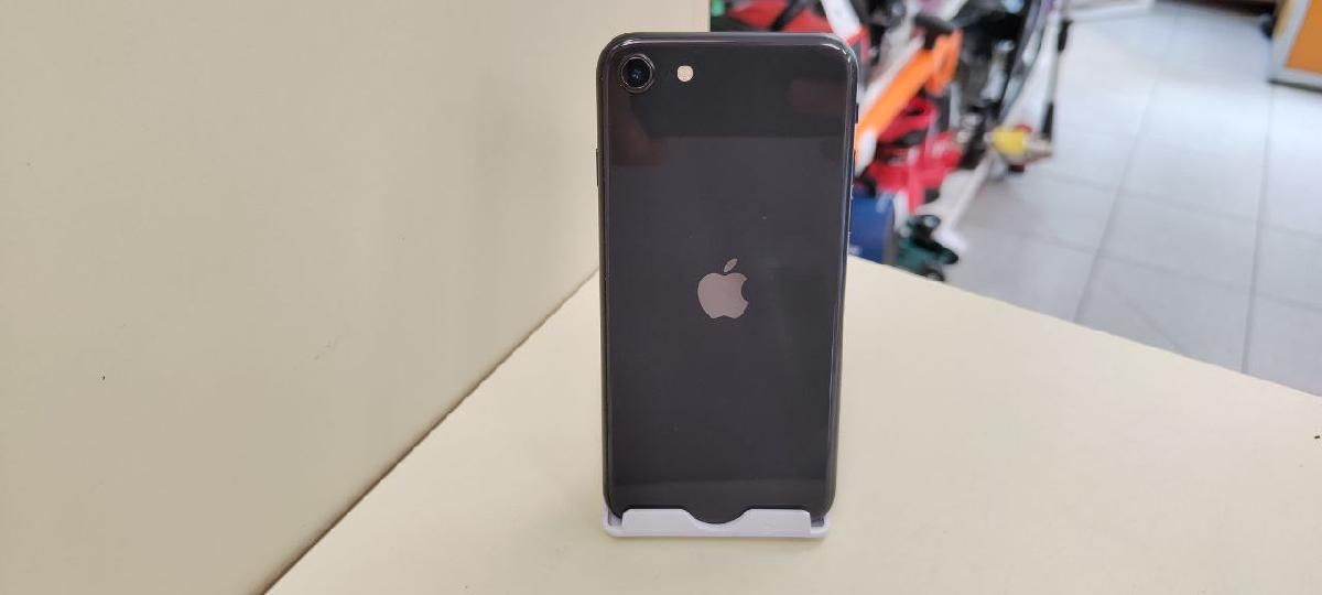 Смартфон Apple iPhone SE 2020 256Gb