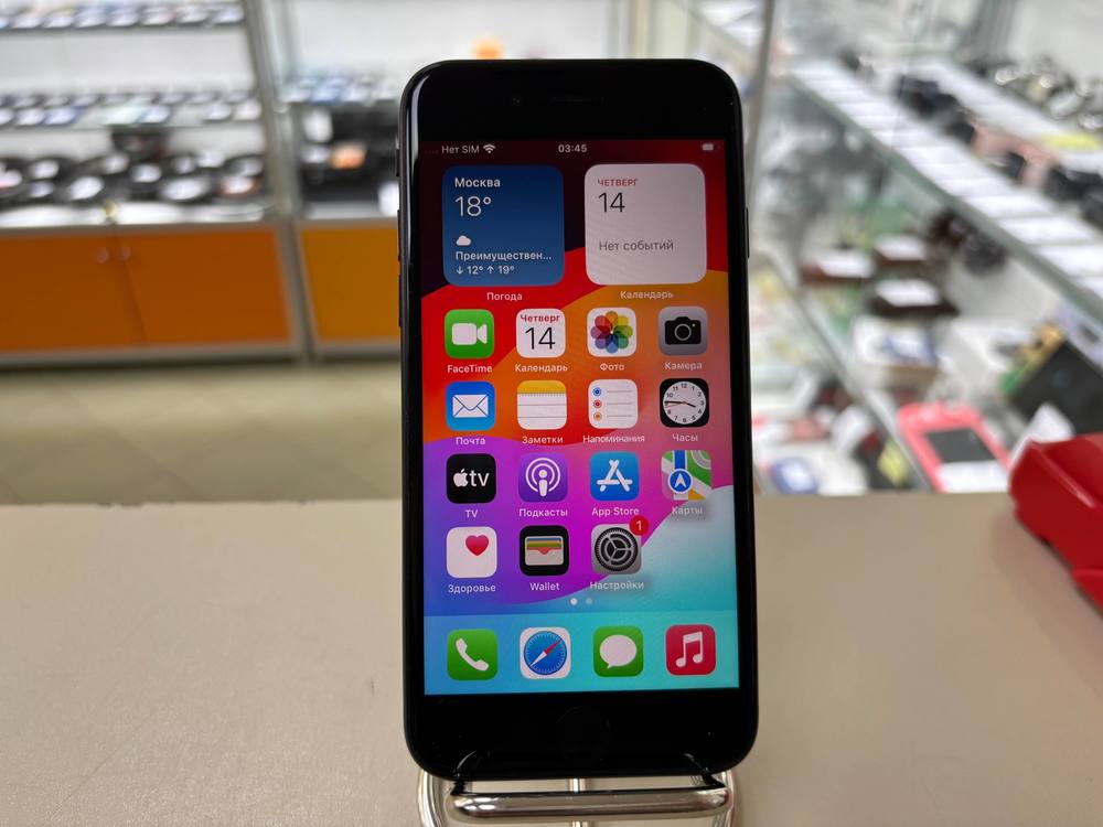Смартфон Apple iPhone SE 2020 64Gb